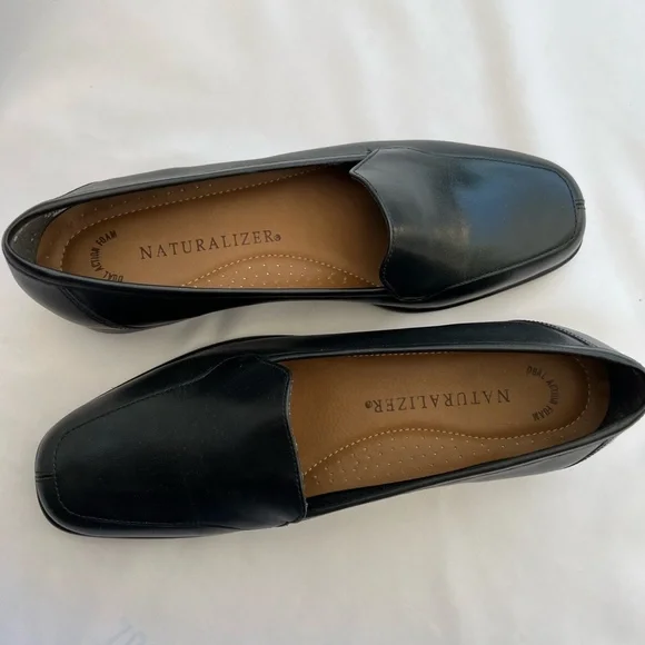 Naturalizer - Picture 5 of 8